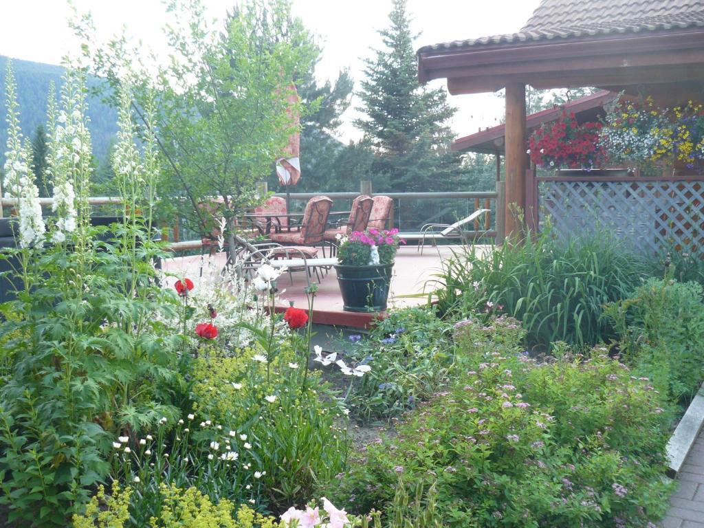 Hitching Post Resort Kelowna Cameră foto