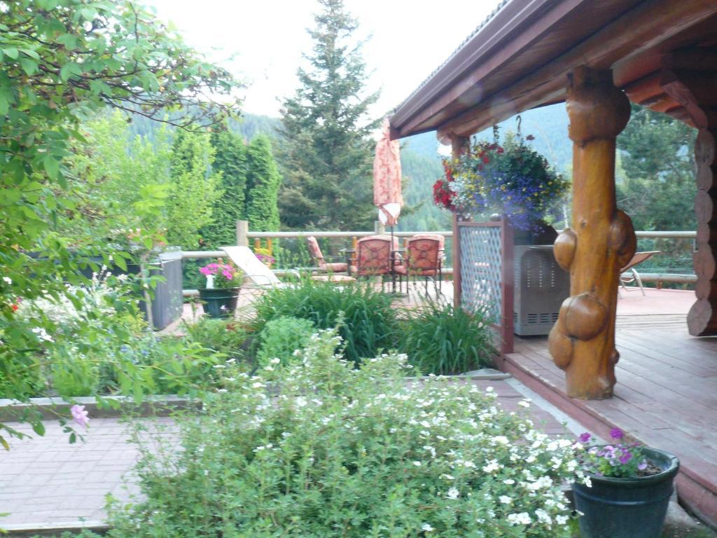 Hitching Post Resort Kelowna Cameră foto