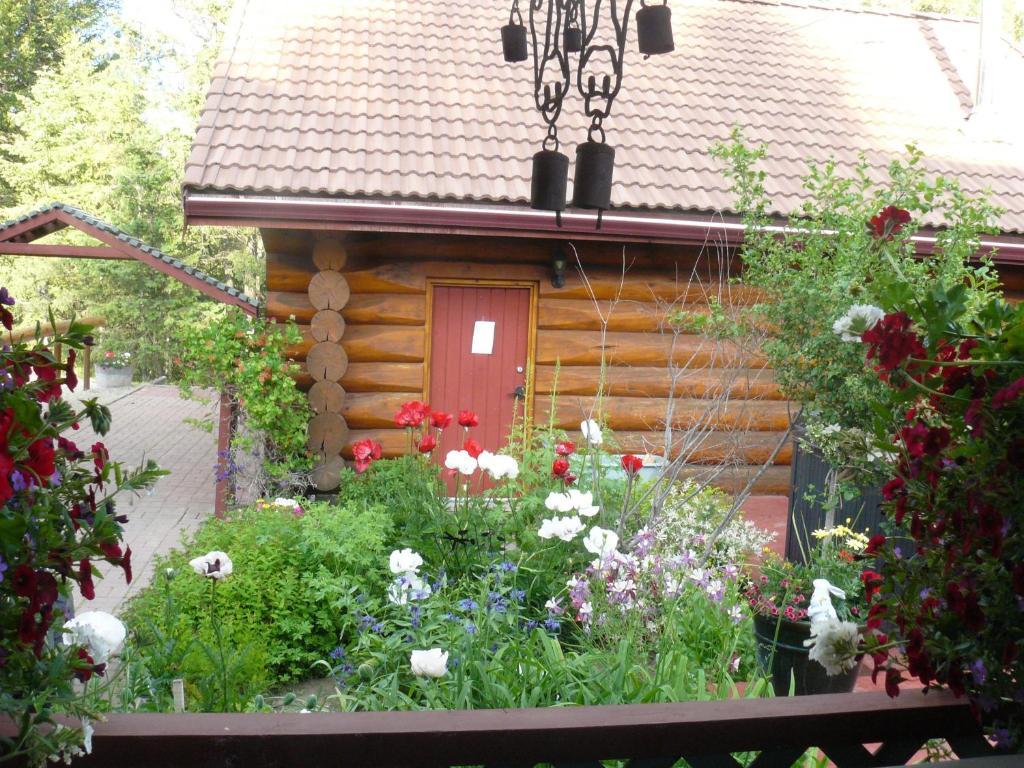 Hitching Post Resort Kelowna Cameră foto