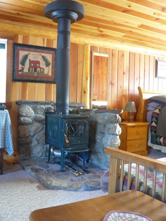 Hitching Post Resort Kelowna Cameră foto