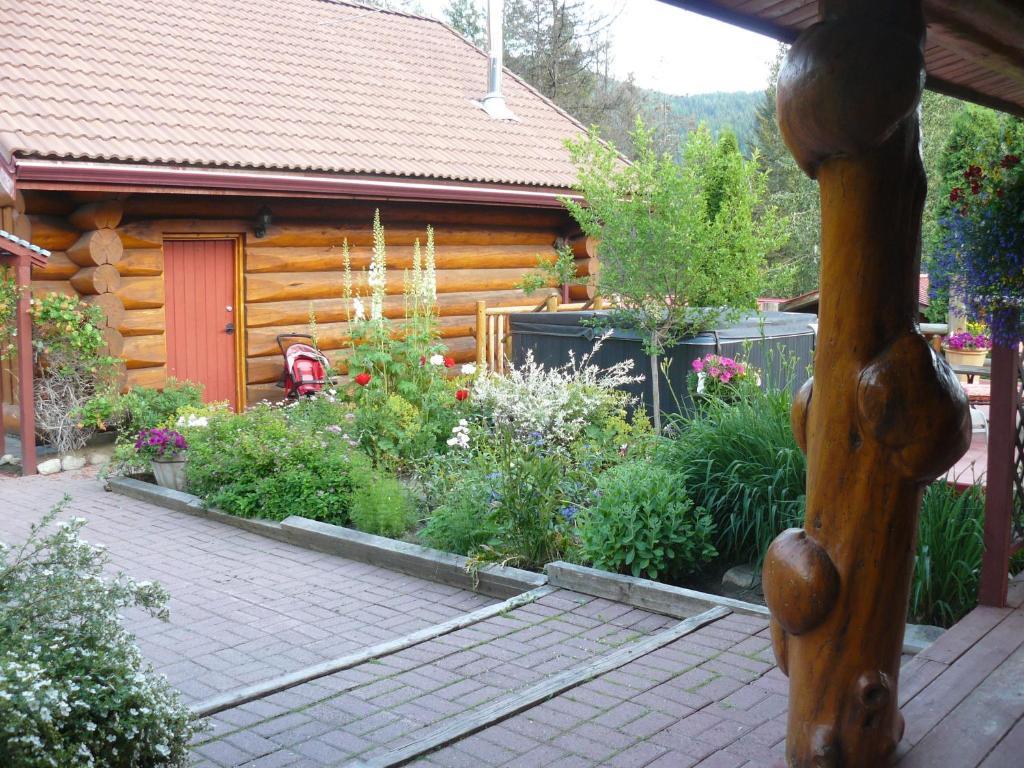 Hitching Post Resort Kelowna Cameră foto